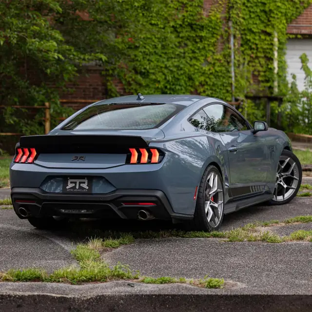 RTR Vehicles - oContis Studio Shopify project